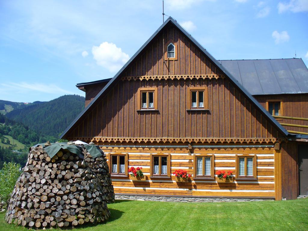 Bouda Na Ceste Pec pod Snezkou Luaran gambar